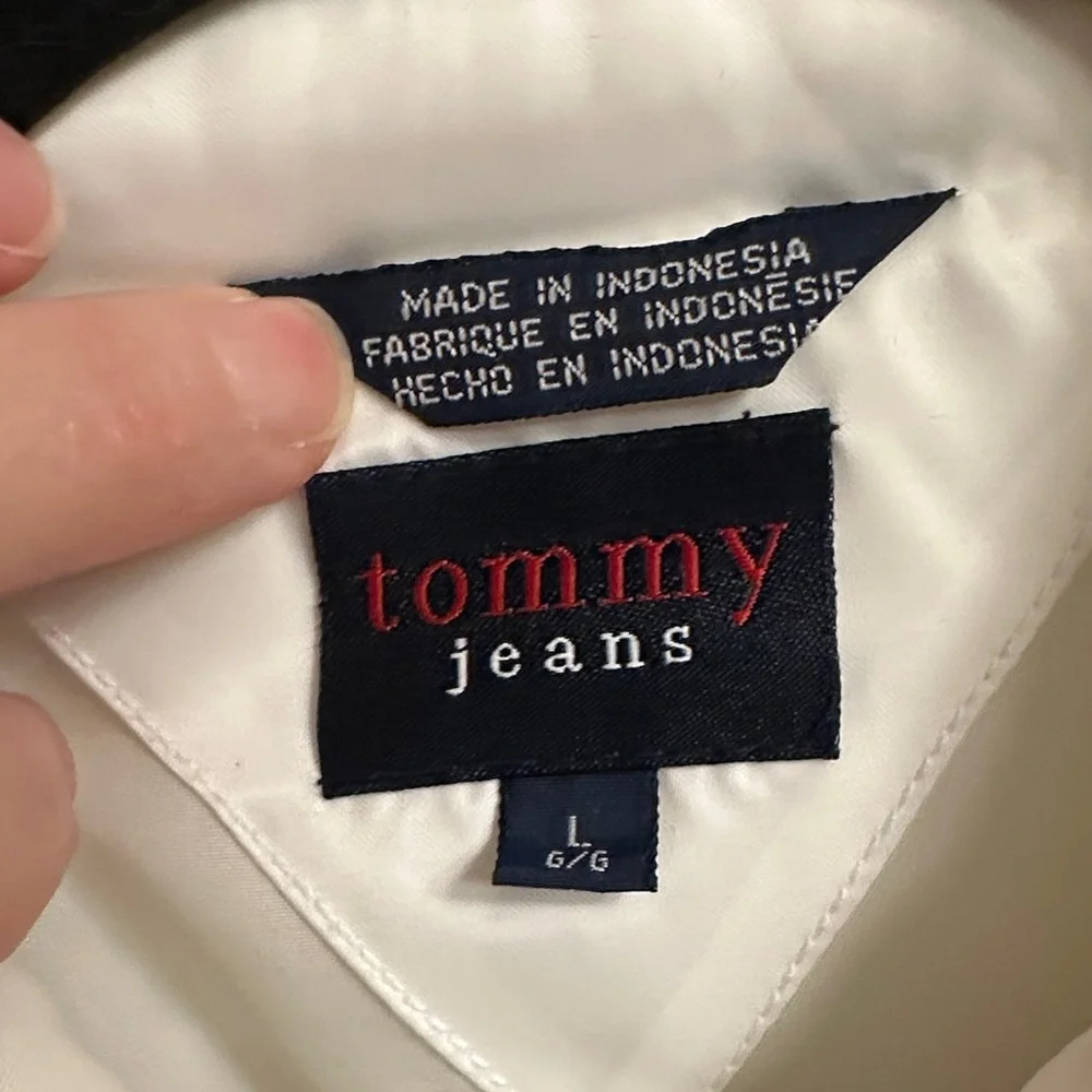 Tommy Hilfiger Women's white trucker Puffer Jacket - Picture 2 of 9